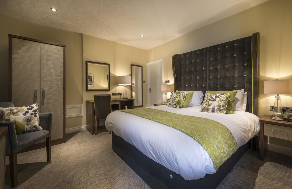 The Golden Fleece Hotel, Thirsk, North Yorkshire ภายนอก รูปภาพ