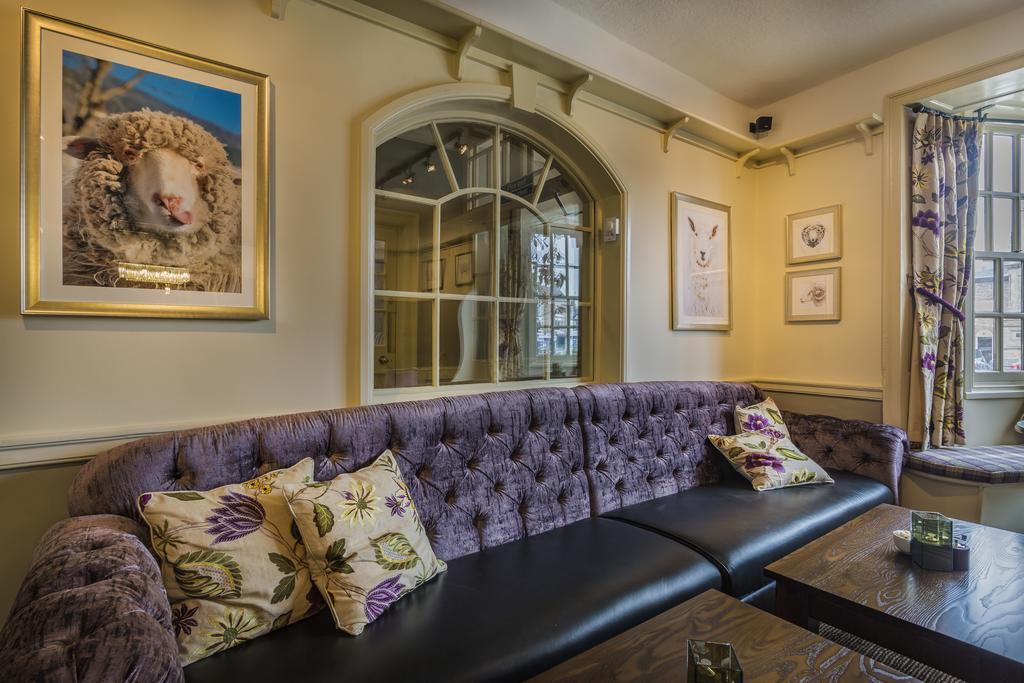 The Golden Fleece Hotel, Thirsk, North Yorkshire ภายนอก รูปภาพ
