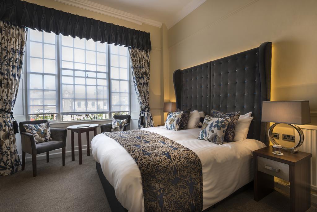 The Golden Fleece Hotel, Thirsk, North Yorkshire ภายนอก รูปภาพ
