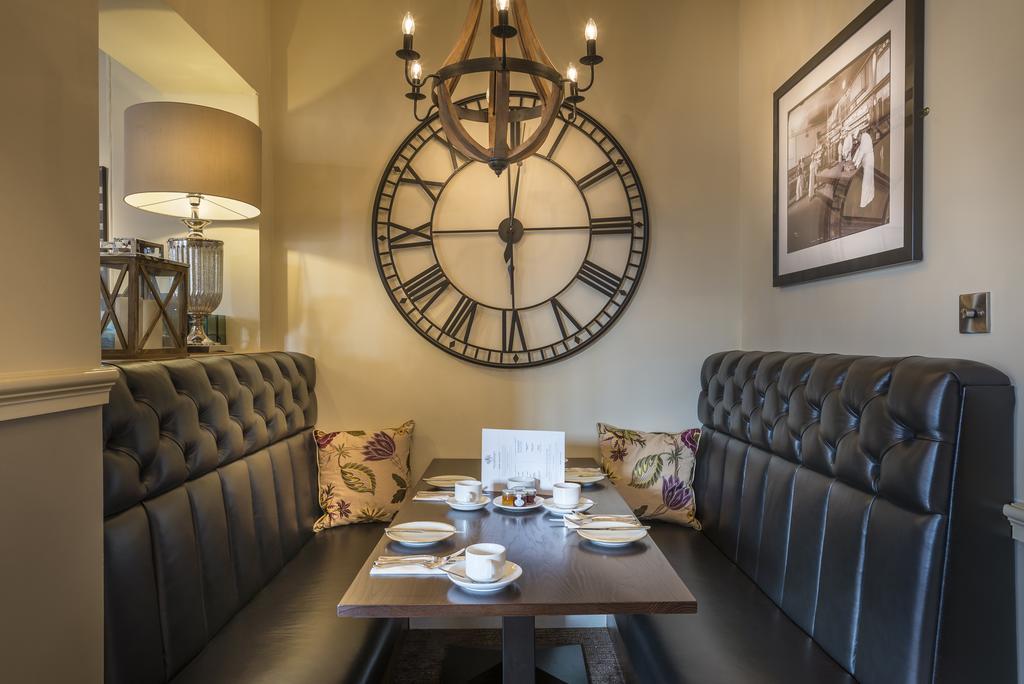 The Golden Fleece Hotel, Thirsk, North Yorkshire ภายนอก รูปภาพ