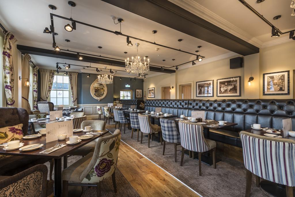 The Golden Fleece Hotel, Thirsk, North Yorkshire ภายนอก รูปภาพ