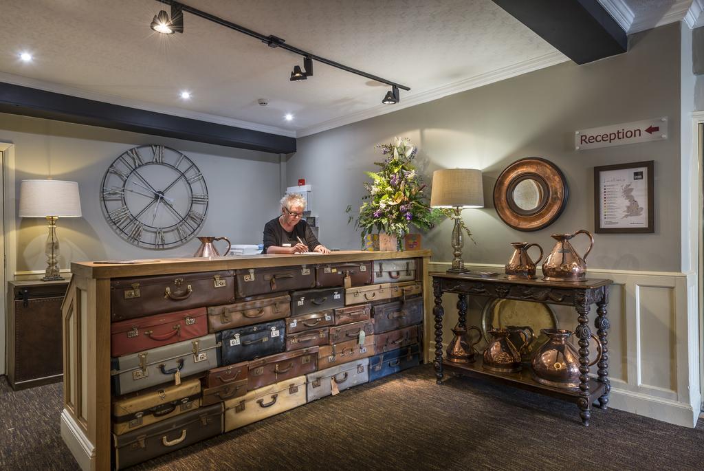 The Golden Fleece Hotel, Thirsk, North Yorkshire ภายนอก รูปภาพ